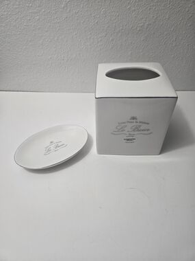 Le Bain Paris White Ceramic Tissue Box Cover and Soap Dish Set